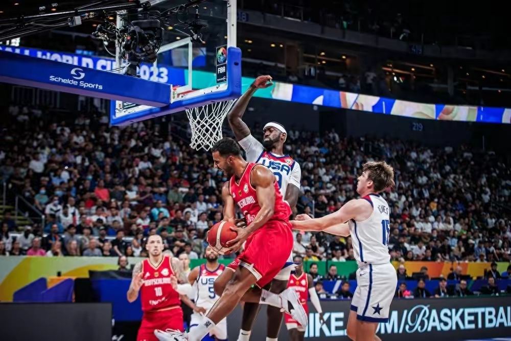 爱游戏2026-波兰队碾压德国队，梁靖崑惊艳四座